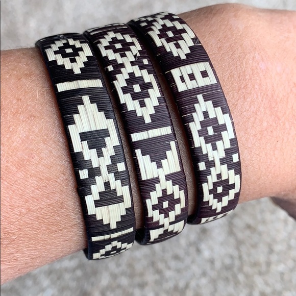 Brazalete made of natural resources by Colombian - Picture 1 of 6